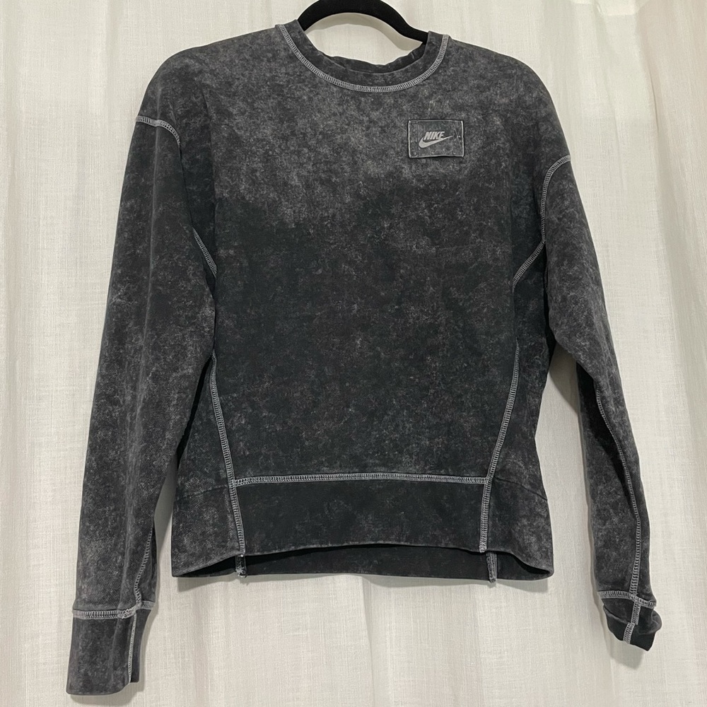 Nike bleached sweater